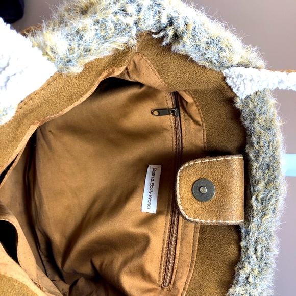 Bath & Body works faux fur/suede purse/tote - Picture 7 of 8